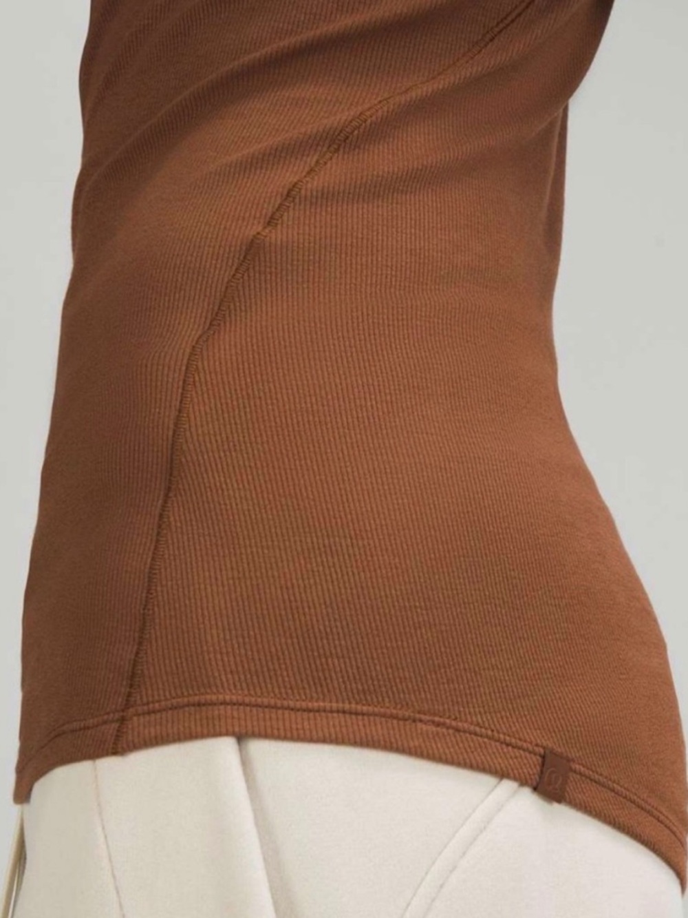 Lululemon Hold Tight Tank Top Roasted Brown Like New Size 2/4 - Picture 2 of 6